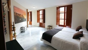 apartamentos reyes catolicos