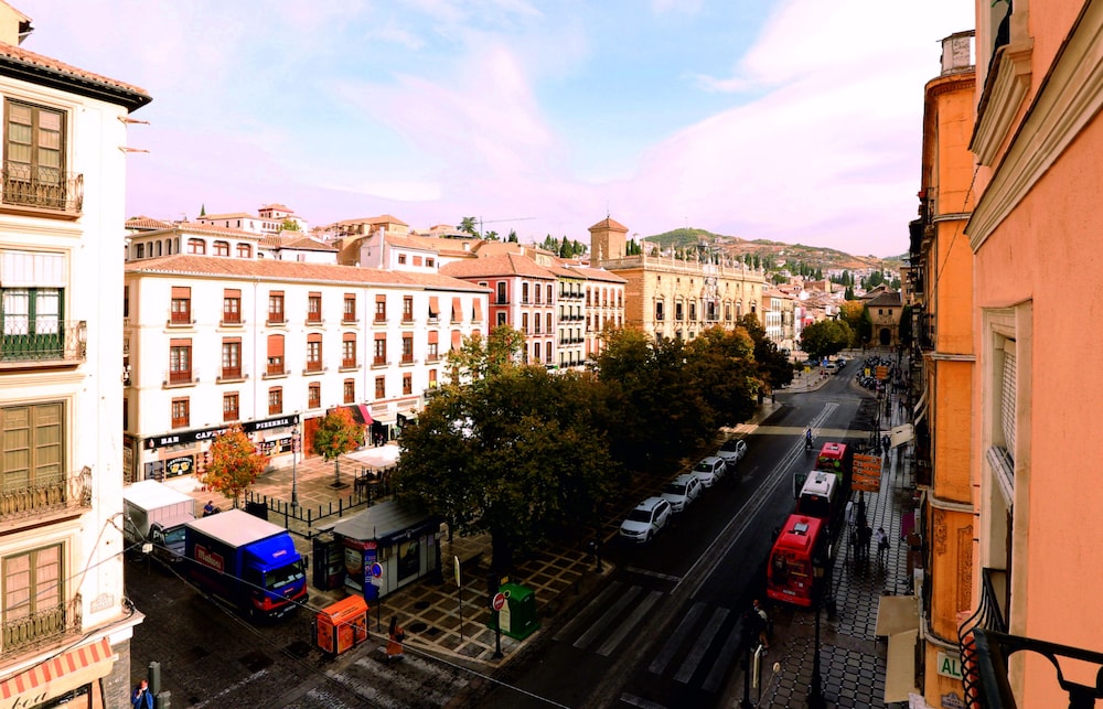 apartamentos reyes catolicos