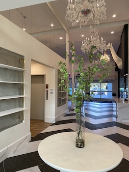 kompose boutique hotel