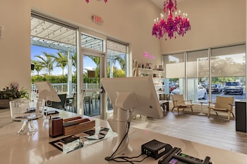 kompose boutique hotel