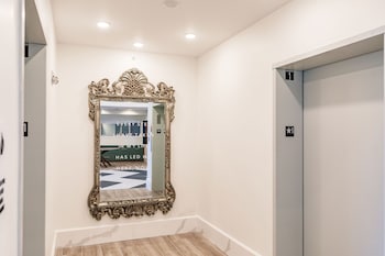 kompose boutique hotel