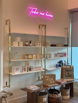 kompose boutique hotel