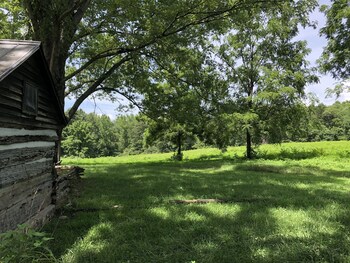 smokey mtn romantic handcrafted cabins