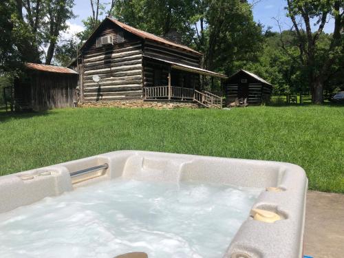 smokey mtn romantic handcrafted cabins