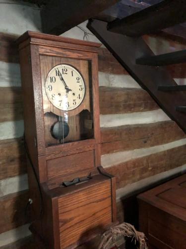 smokey mtn romantic handcrafted cabins