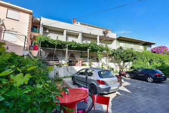 apartments bernarda