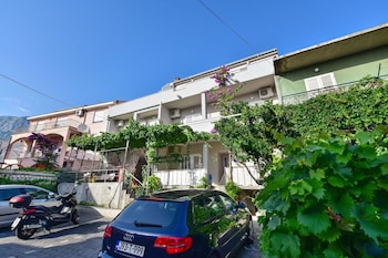apartments bernarda