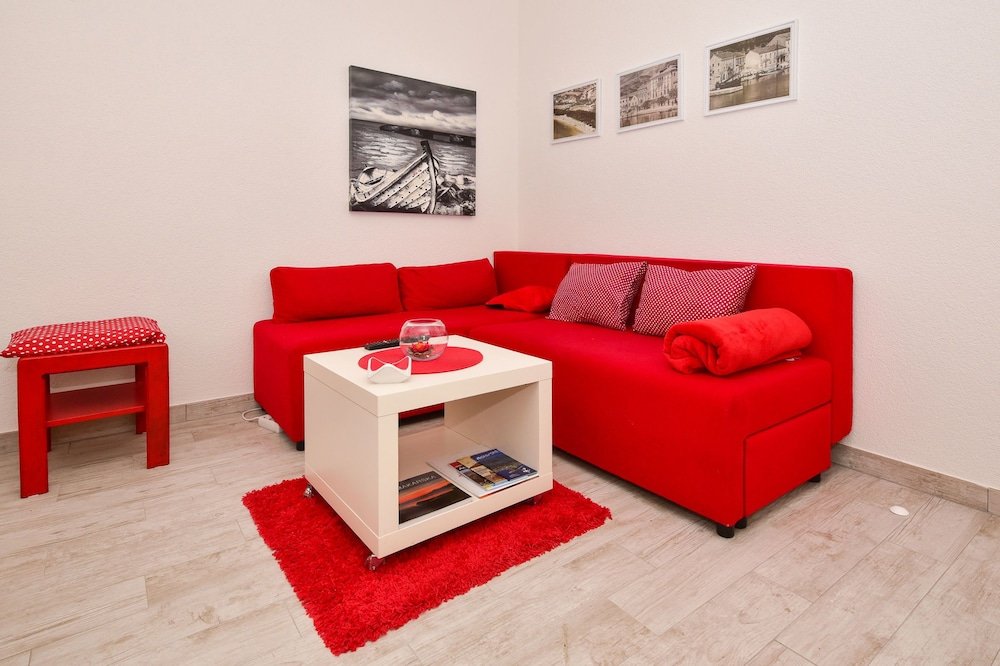 apartments bernarda