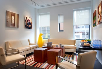 21C Museum Hotel Cincinnati,Hamilton>>Cincinnati,4.5 star