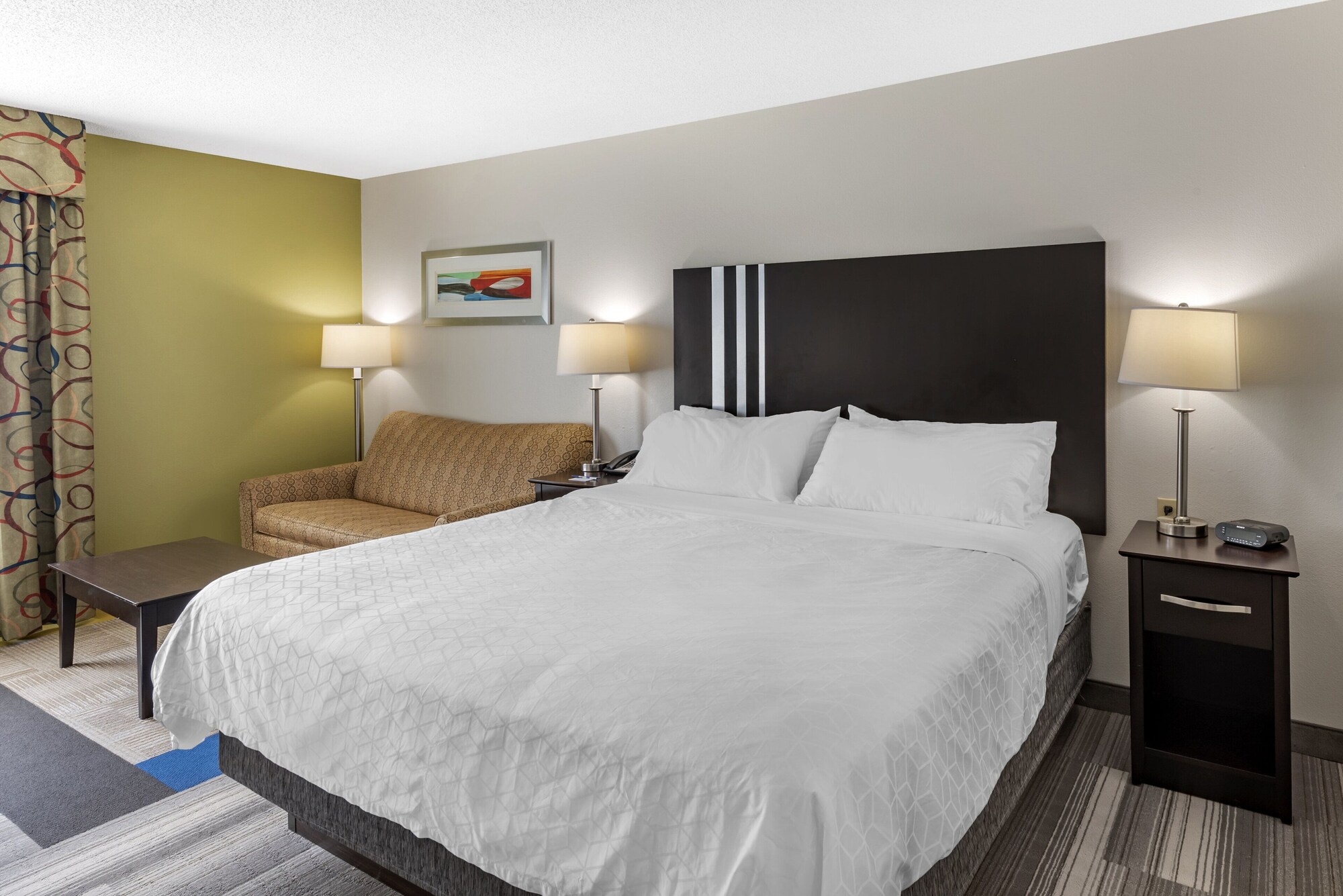 holiday inn express hotel and suites cincinnati blue ash by ihg