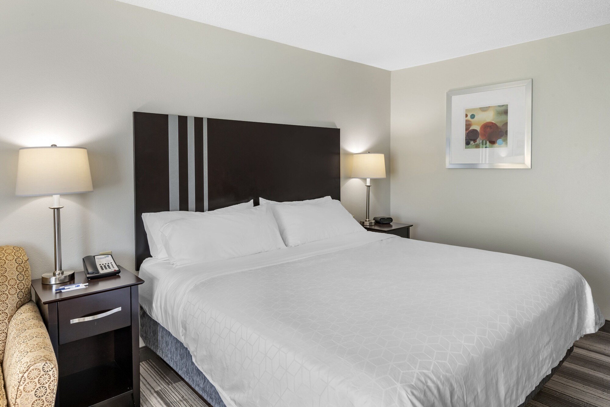 holiday inn express hotel and suites cincinnati blue ash by ihg
