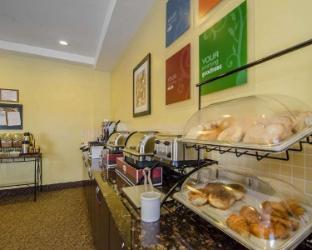 Comfort Inn,Fort Nelson>>Dawson Creek,3 star