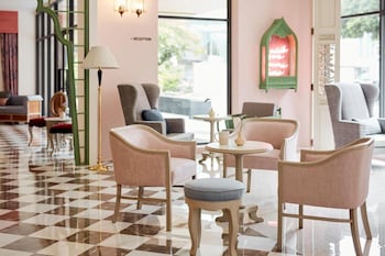 56 Surawong Hotel And Residence,,3 star