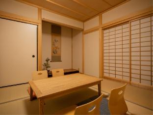 uchiko