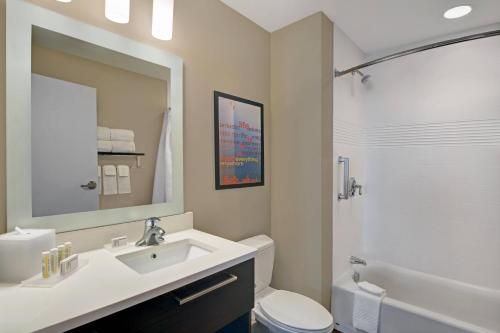 towneplace suites by marriott indianapolis downtown