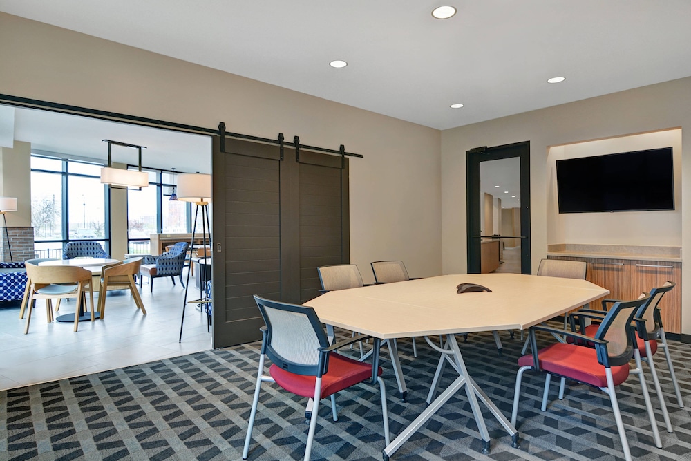 towneplace suites by marriott indianapolis downtown