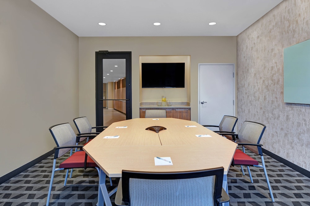 towneplace suites by marriott indianapolis downtown