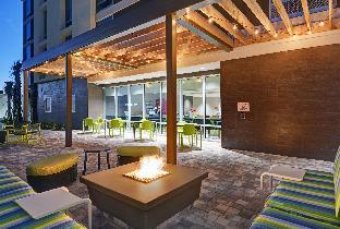 home2 suites by hilton largo