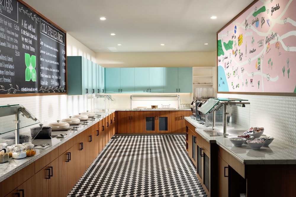 hyatt house lax century blvd