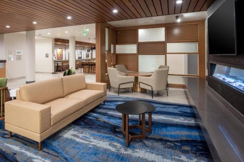 fairfield inn and suites by marriott anaheim los alamitos