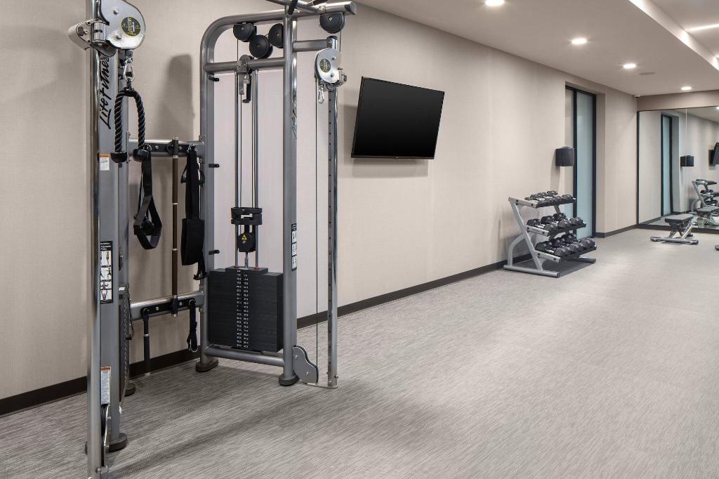 courtyard by marriott jefferson city
