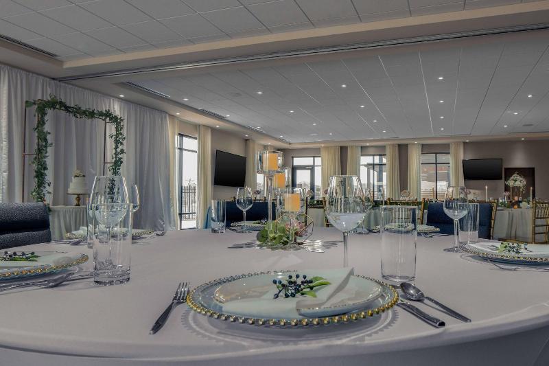courtyard by marriott jefferson city