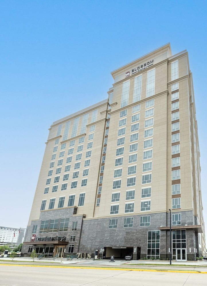 blossom hotel houston
