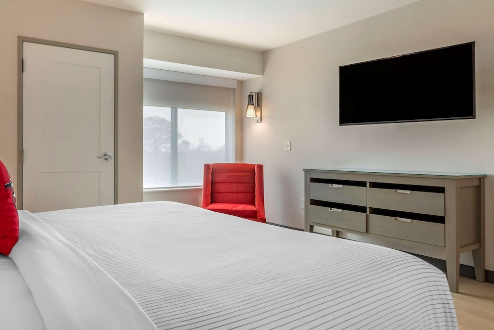 cambria hotel rock hill university center