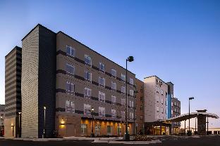 fairfield inn and suites by marriott denver airport