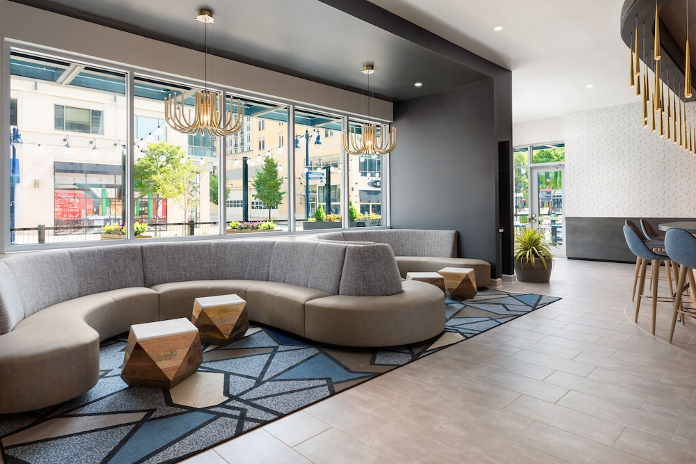 hyatt place national harbor