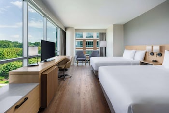 hyatt place national harbor