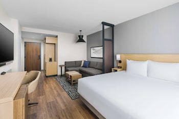hyatt place national harbor