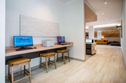 hilton garden inn moncton nb