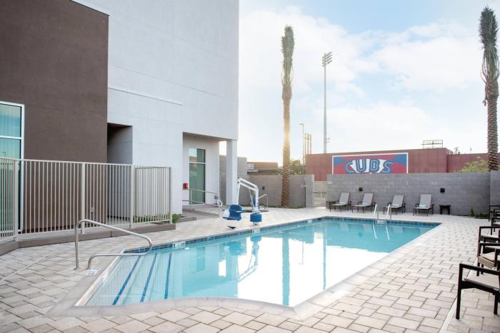 courtyard by marriott mesa at wrigleyville west