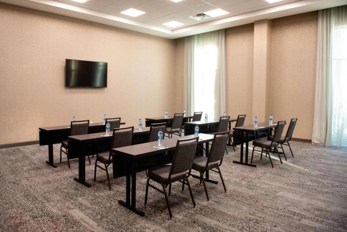 courtyard by marriott mesa at wrigleyville west