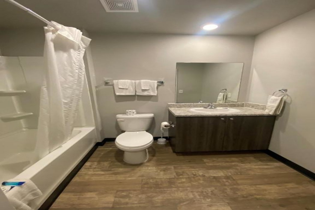 savannah suites atlanta airport