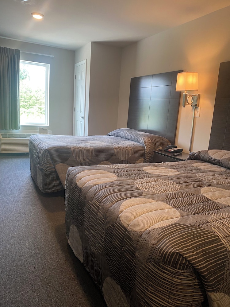 savannah suites atlanta airport