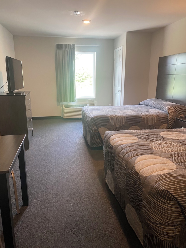 savannah suites atlanta airport