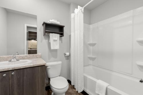 savannah suites atlanta airport