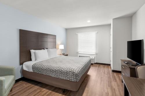 savannah suites atlanta airport