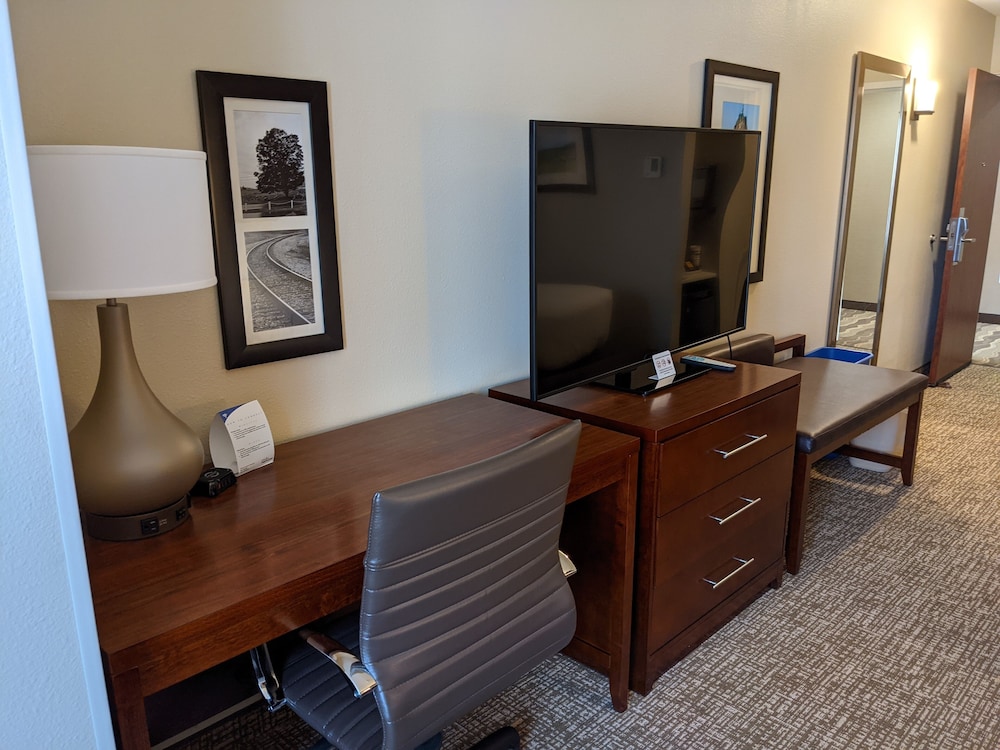 comfort inn and suites harrisonburg