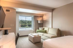 courtyard jekyll island