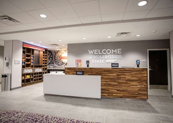 hampton inn lexington tn