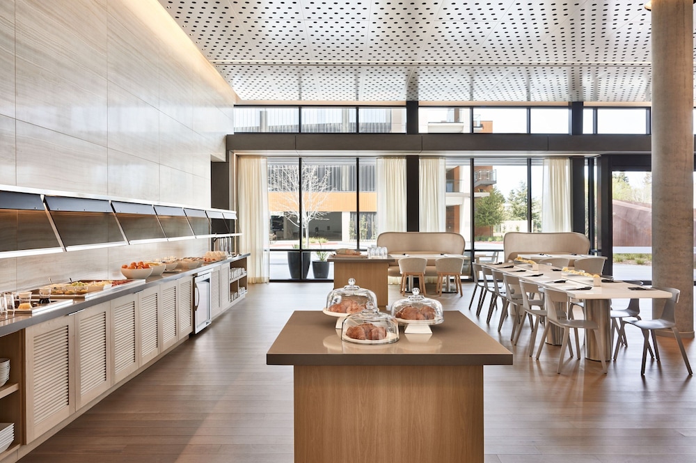 ac hotel by marriott sunnyvale moffett park