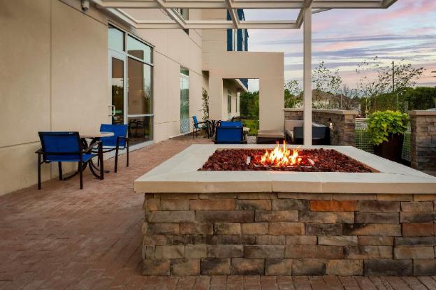 springhill suites kansas city airport