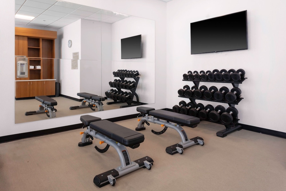 springhill suites kansas city airport