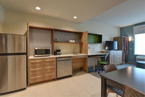 home2 suites by hilton panama city beach fl