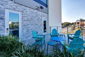 home2 suites by hilton savannah midtown ga
