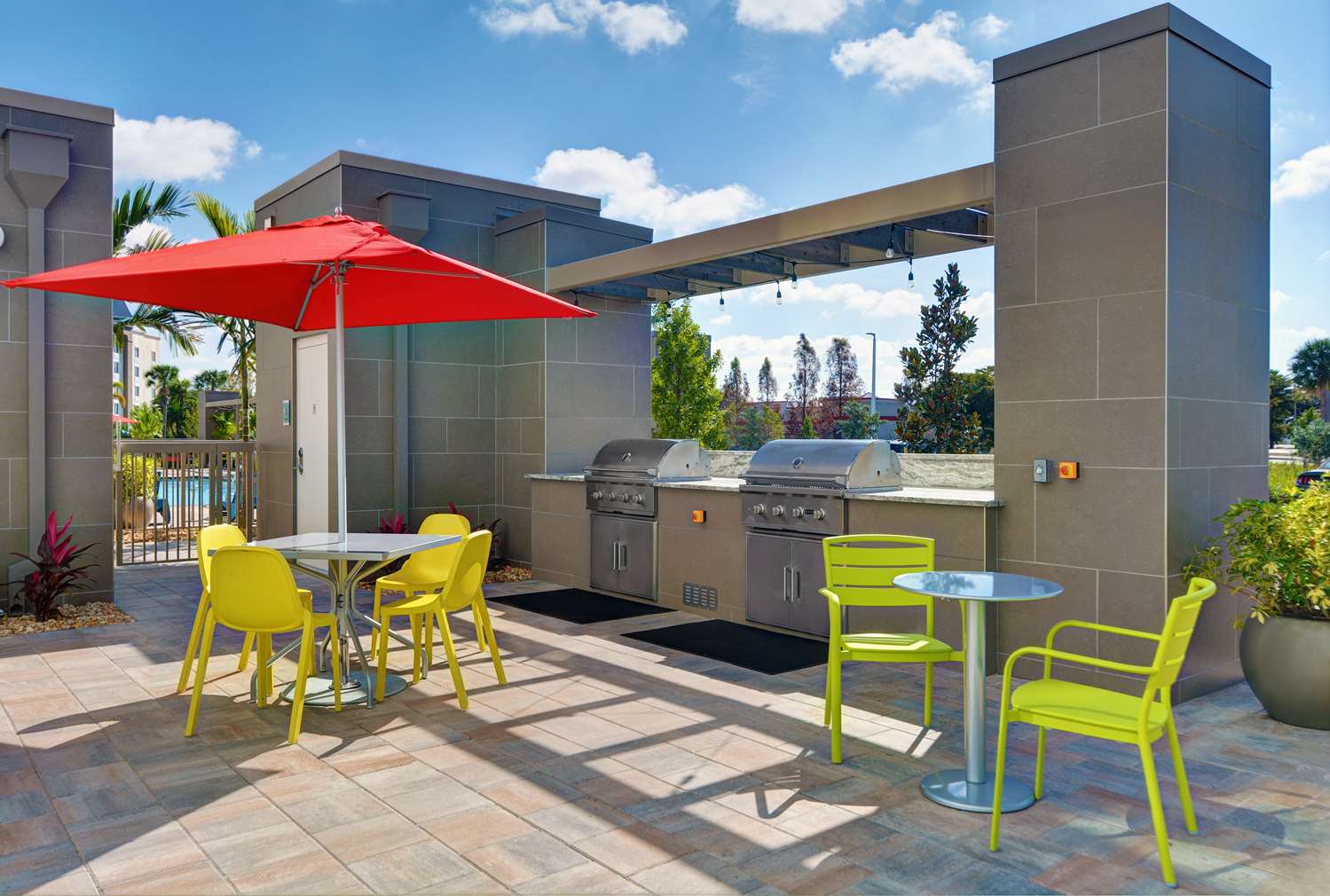 home2 suites by hilton fort myers colonial blvd