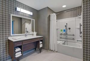 home2 suites by hilton fort myers colonial blvd